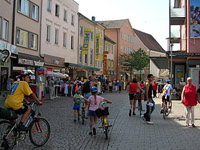 ./street/EUROBIKE2005 family_tour