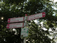 フォンデル公園はとても広い　案内標識あり